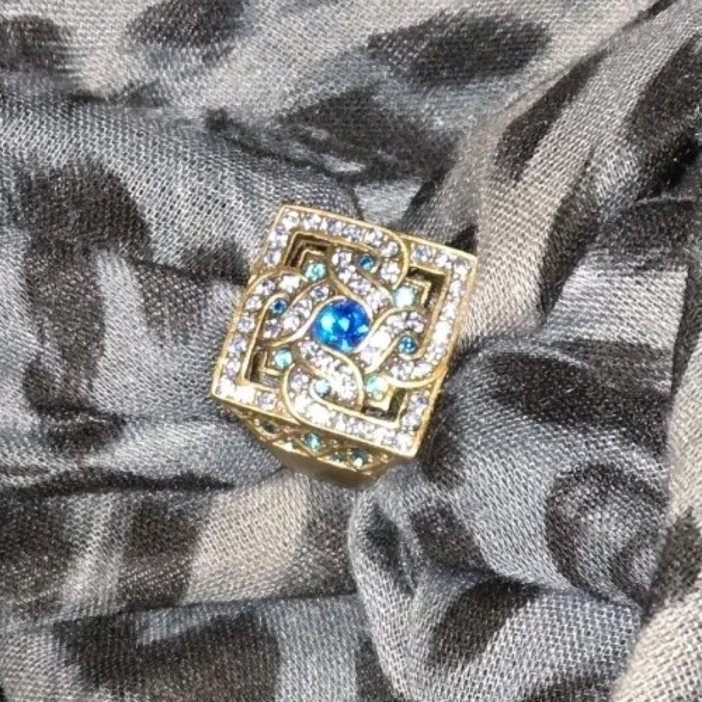 Statement RING Serindipity In Blue Women's Ring Size 10.5 Original Box Included - Picture 5 of 12